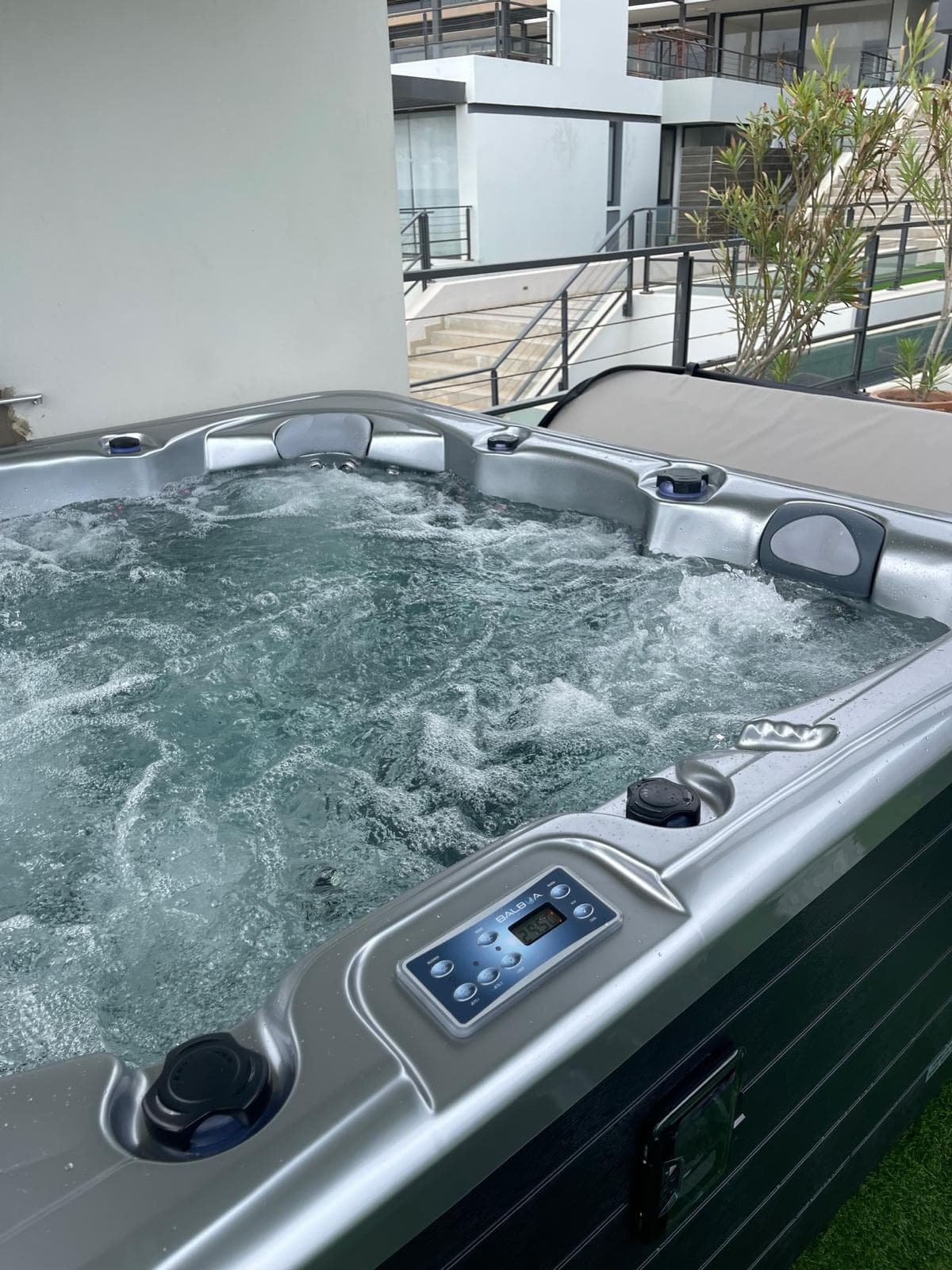 Teyliom Waterfront — Spa de terrasse