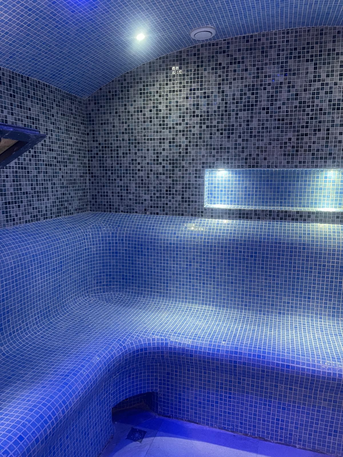 Gommage — Glowing Spa — Almadies